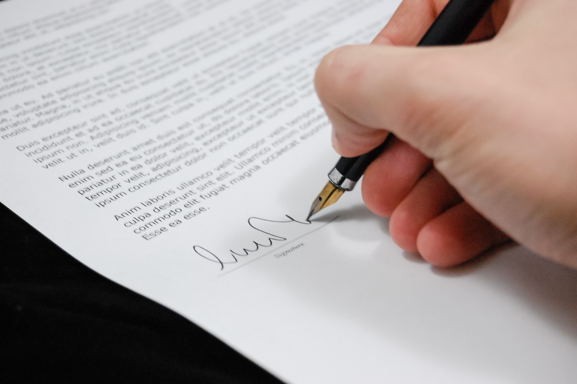 How to Sign A Contract Online